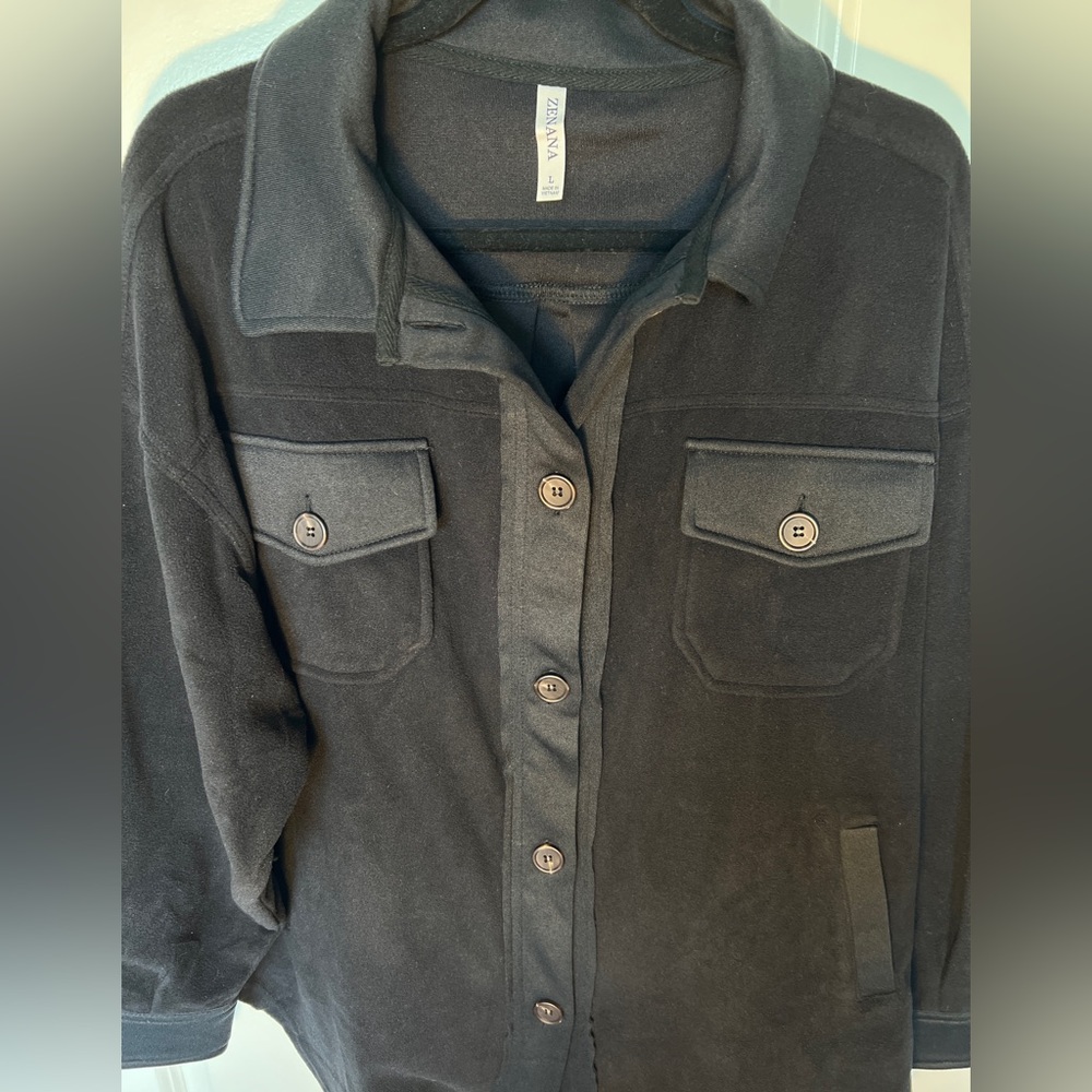 NWOT Fleece Knit Trim Shacket Size Large